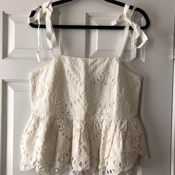 J. Crew Tops - Simple yet lovely white top J. Crew Tops - Simple yet lovely white top